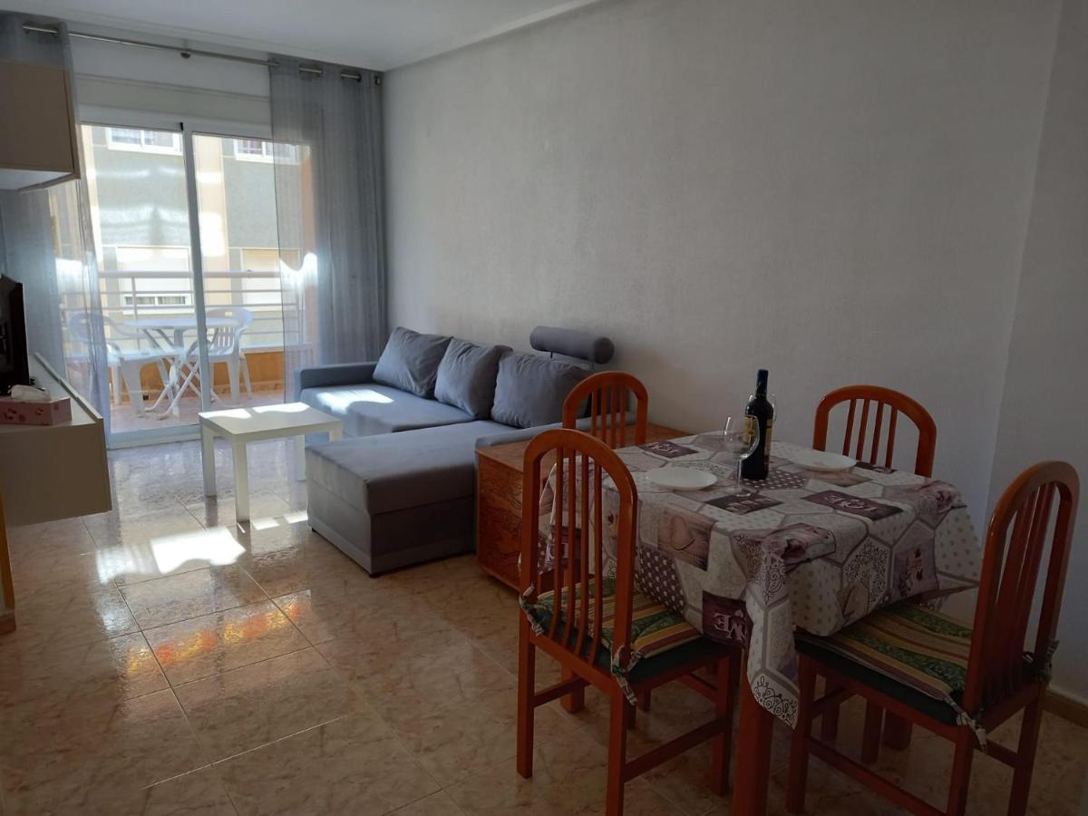 Julia's Paradise Apartment Torrevieja Bagian luar foto