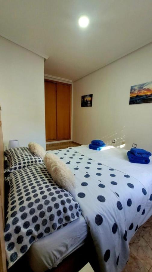 Julia's Paradise Apartment Torrevieja Bagian luar foto